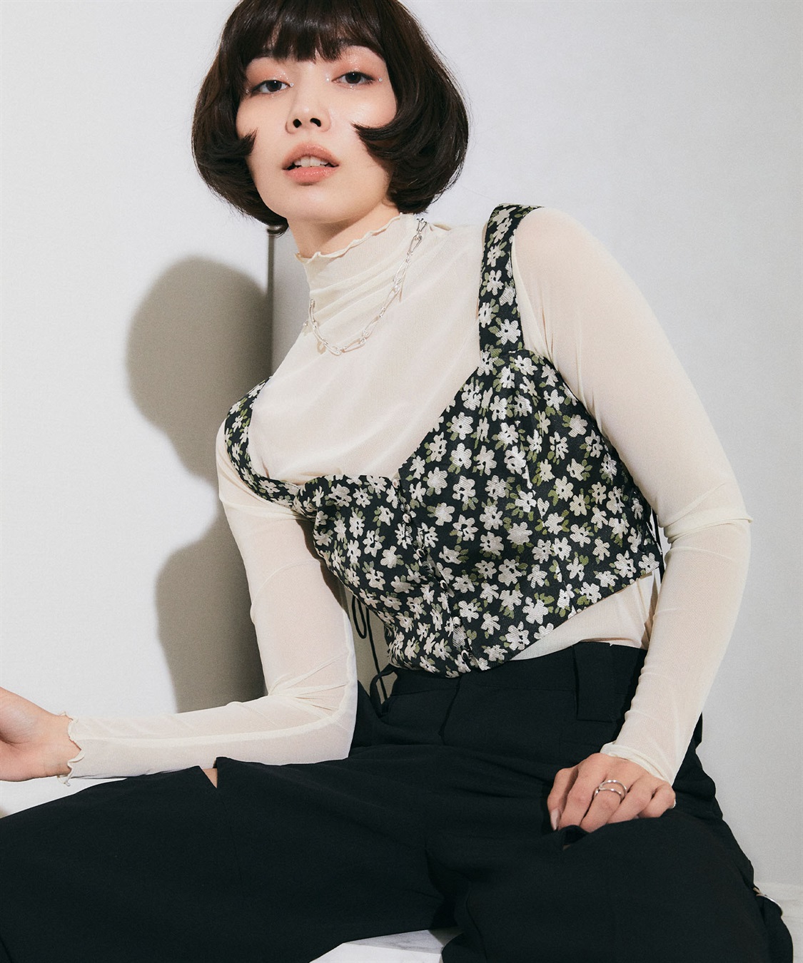 ELLEgirl フロントホックフラワービスチェ_sub_10