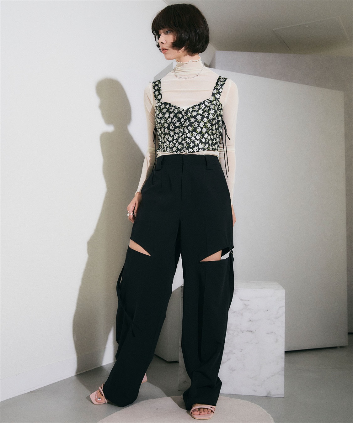 ELLEgirl フロントホックフラワービスチェ_sub_15