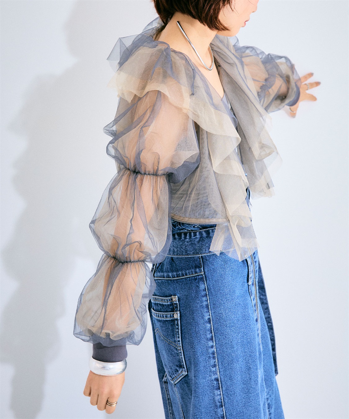 バルーンスリーブラッフルボレロ ELLEgirl|クロスプラス公式 バルーンスリーブラッフルボレロ ELLEgirl|クロスプラス公式