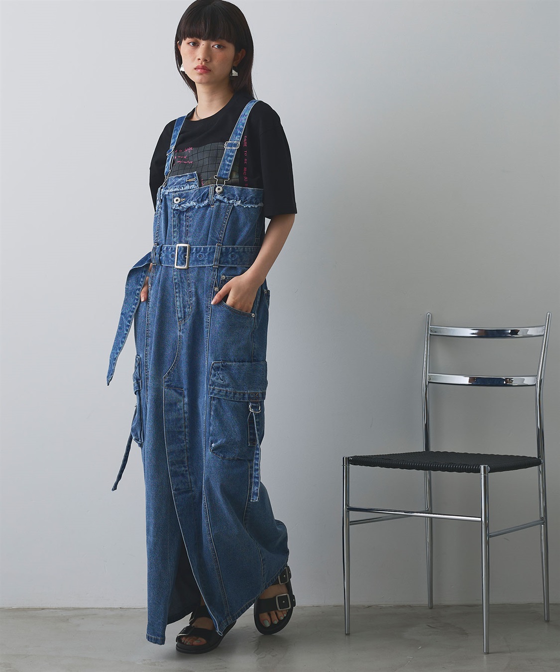 ※新品タグつき　マルチウェイデニムジャンパースカート【ELLEgirl】 ELLEgirl（エルガール）の「《再入荷》マルチウェイデニム