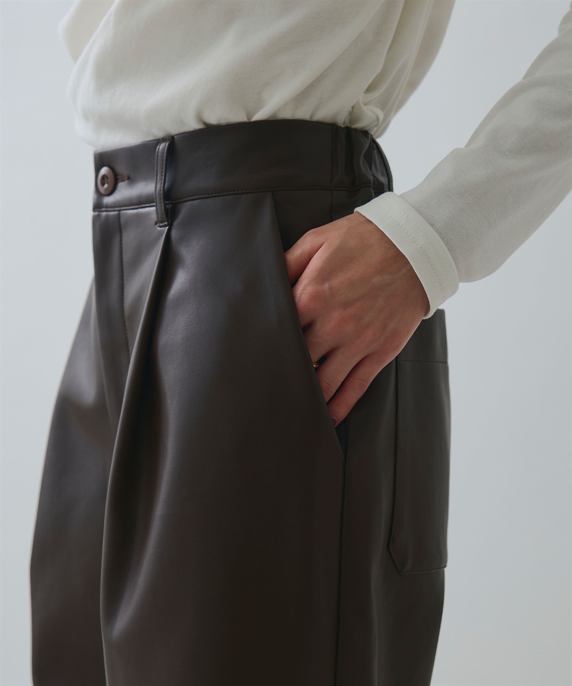 ELLEgirl ヴィーガンレザーハーフパンツ_sub_28