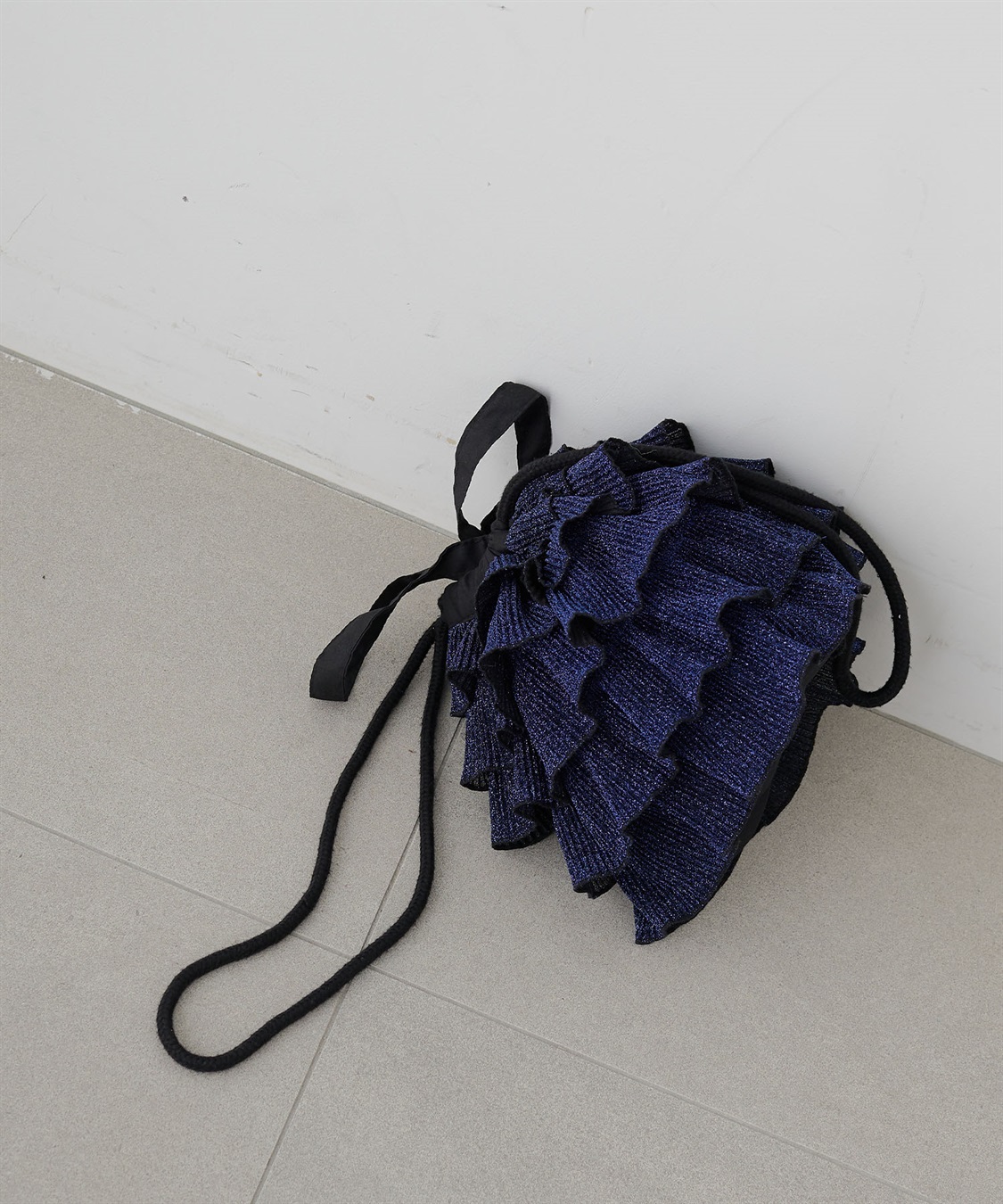 ELLEgirl ラメプリーツフリル巾着バッグ【500mlペットボトル収納可能】_sub_7