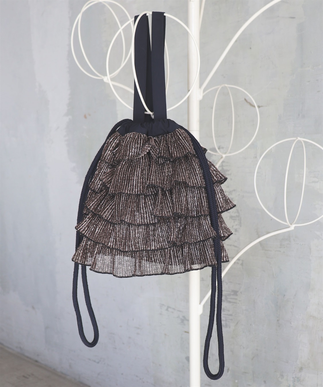 ELLEgirl ラメプリーツフリル巾着バッグ【500mlペットボトル収納可能】_sub_12