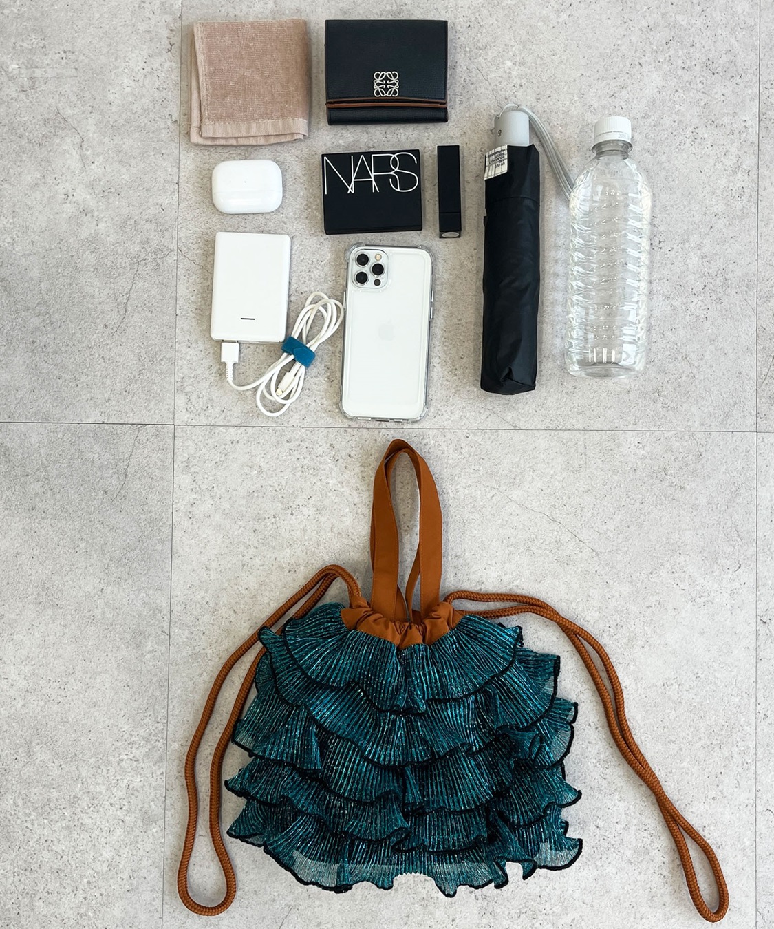 ELLEgirl ラメプリーツフリル巾着バッグ【500mlペットボトル収納可能】_sub_25