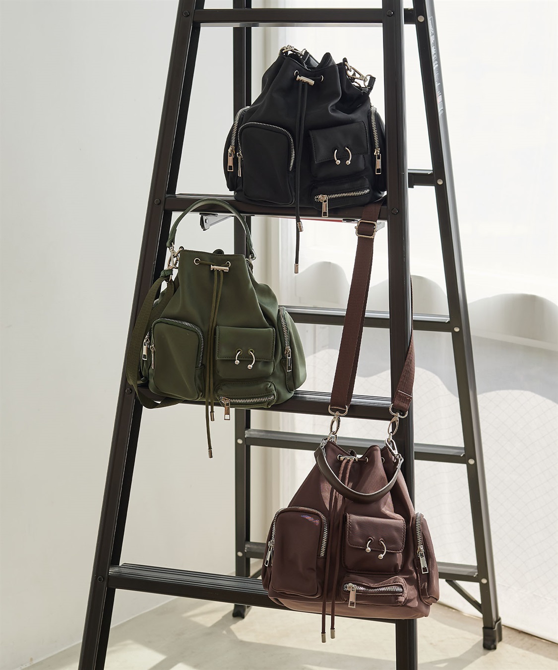 ELLEgirl ボディーピアス付アウトポケット巾着バッグ_sub_3