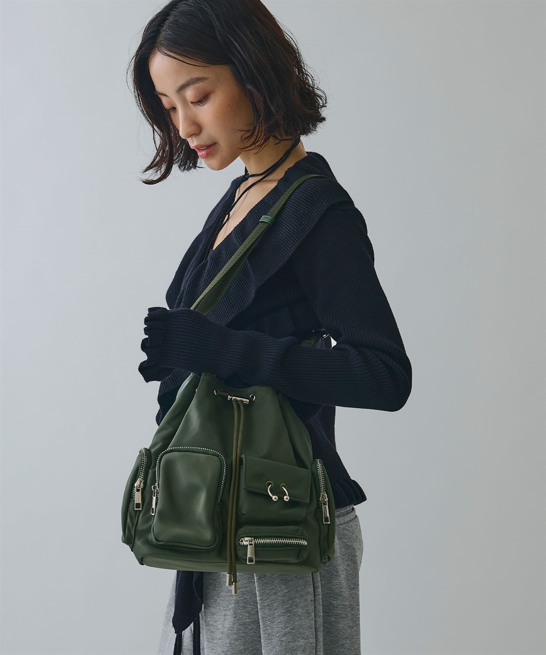 ELLEgirl ボディーピアス付アウトポケット巾着バッグ_sub_15