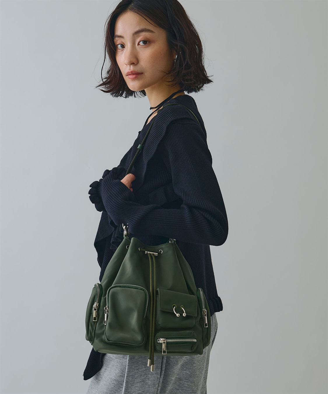 ELLEgirl ボディーピアス付アウトポケット巾着バッグ_sub_16