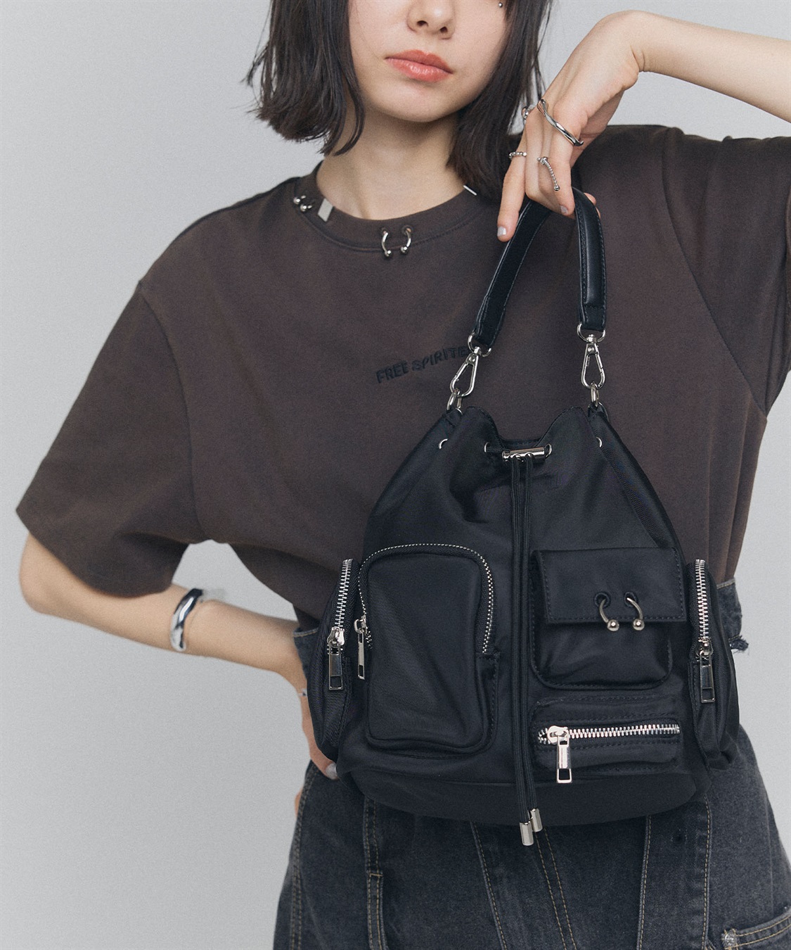 ELLEgirl ボディーピアス付アウトポケット巾着バッグ_sub_28