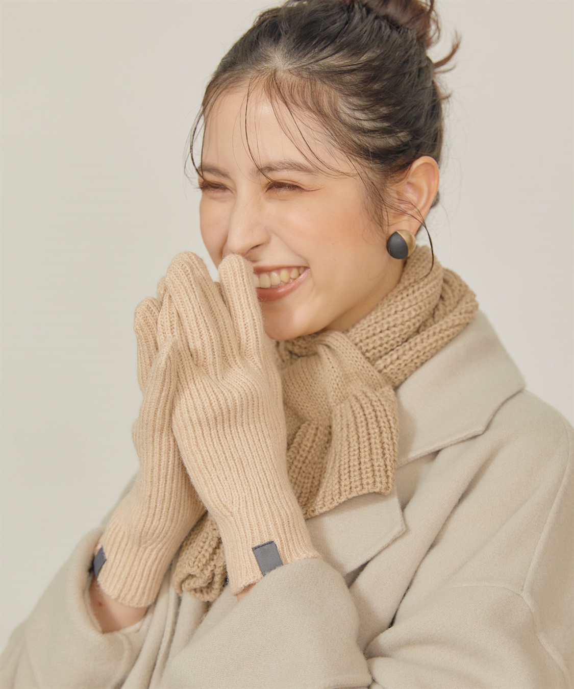 涼活本舗/温活本舗 【温活本舗】スマホ対応指穴あきリブ編み手袋_sub_2