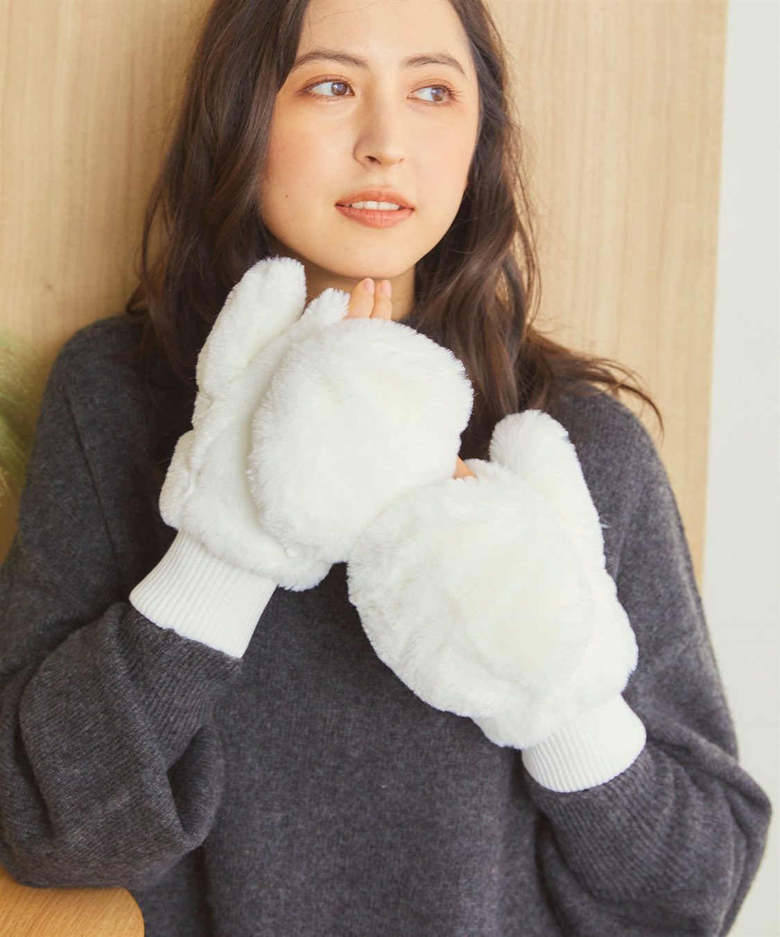 【未使用】マルジェラ　穴あきグローブ 未使用】マルジェラ 穴あきグローブ