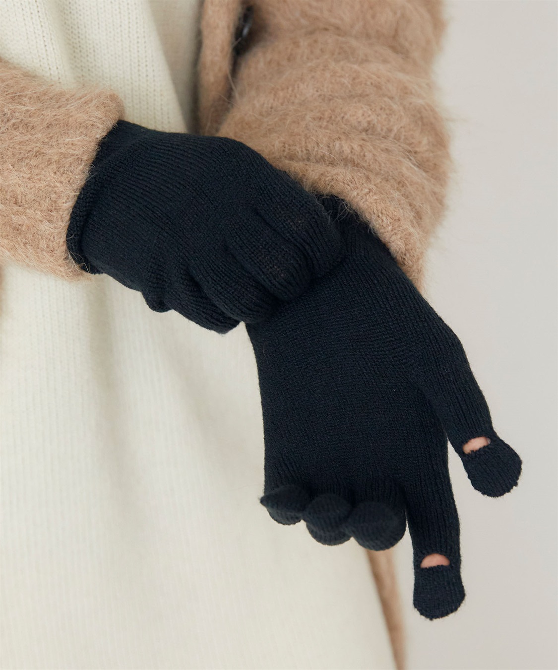 涼活本舗/温活本舗 【温活本舗】スマホ対応指穴あき手袋_sub_1