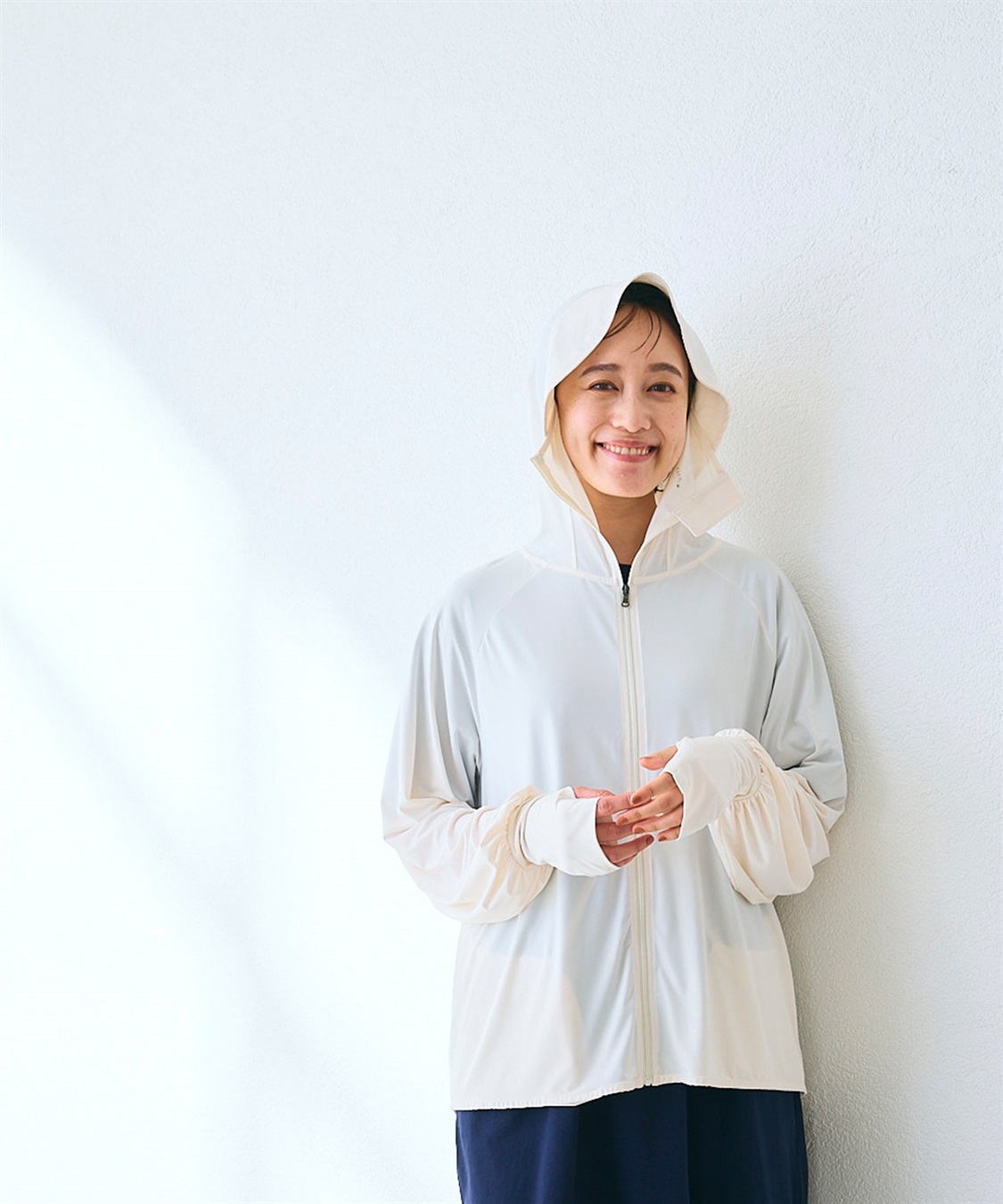 涼活本舗/温活本舗 フード付きUVカットパーカ_sub_3