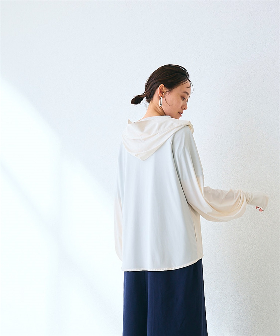 涼活本舗/温活本舗 フード付きUVカットパーカ_sub_8