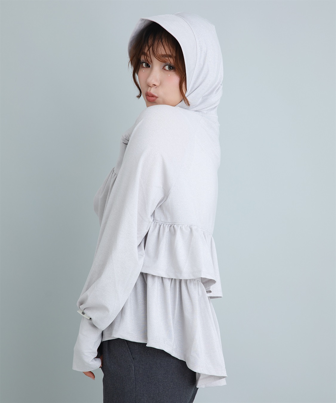 Life Style by cross marche 【Yoki】ラメ生地フード付きバックフリルパーカ_sub_2