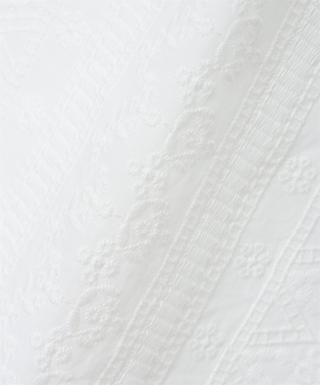 DECOY 刺しゅうレースドッキングプルオーバー_sub_23