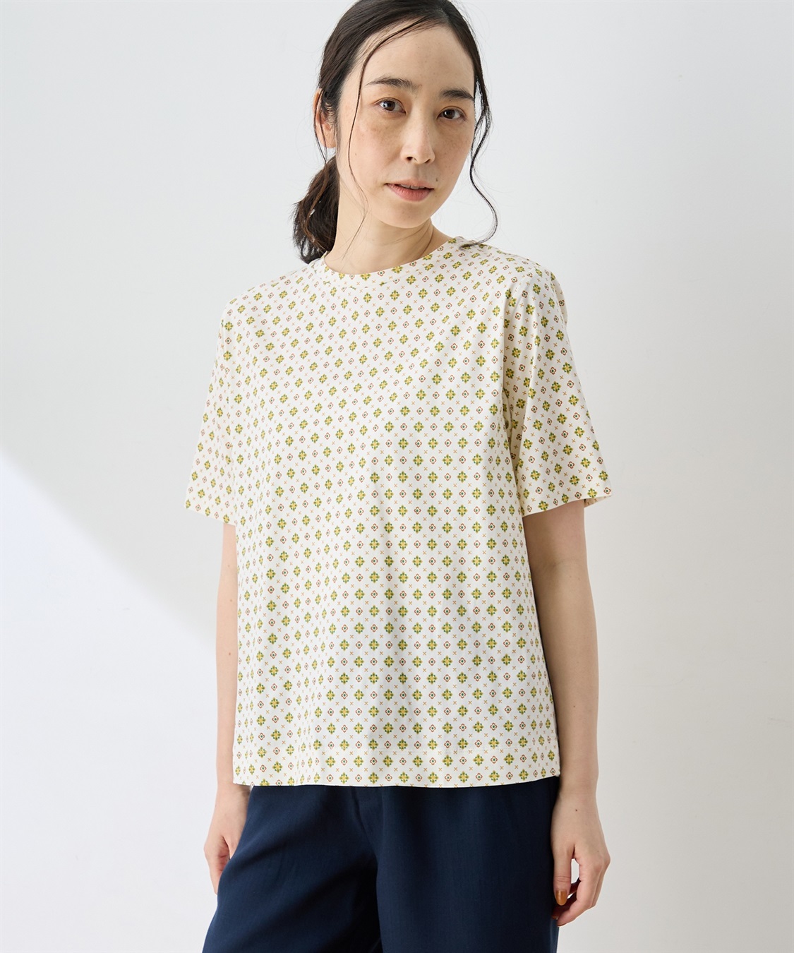 DECOY 【ひやさらコットン】総柄プリントTシャツ【綿100％・接触冷感・UVカット】_sub_3
