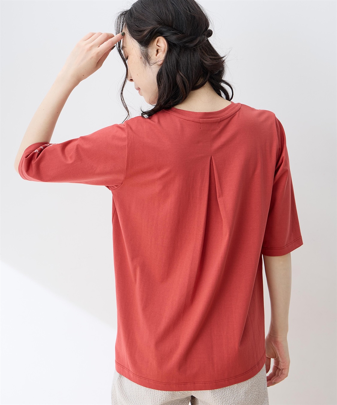 DECOY 【ひやさらコットン】メッセージプリントバックタック6分袖Tシャツ【綿100％・接触冷感・UVカット】_sub_2