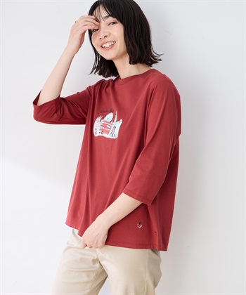 DECOY 【chiyoさんコラボ】ロンドンマーチロゴプリント7分袖Tシャツ【オーガニックコットンブレンド】_subthumb_3