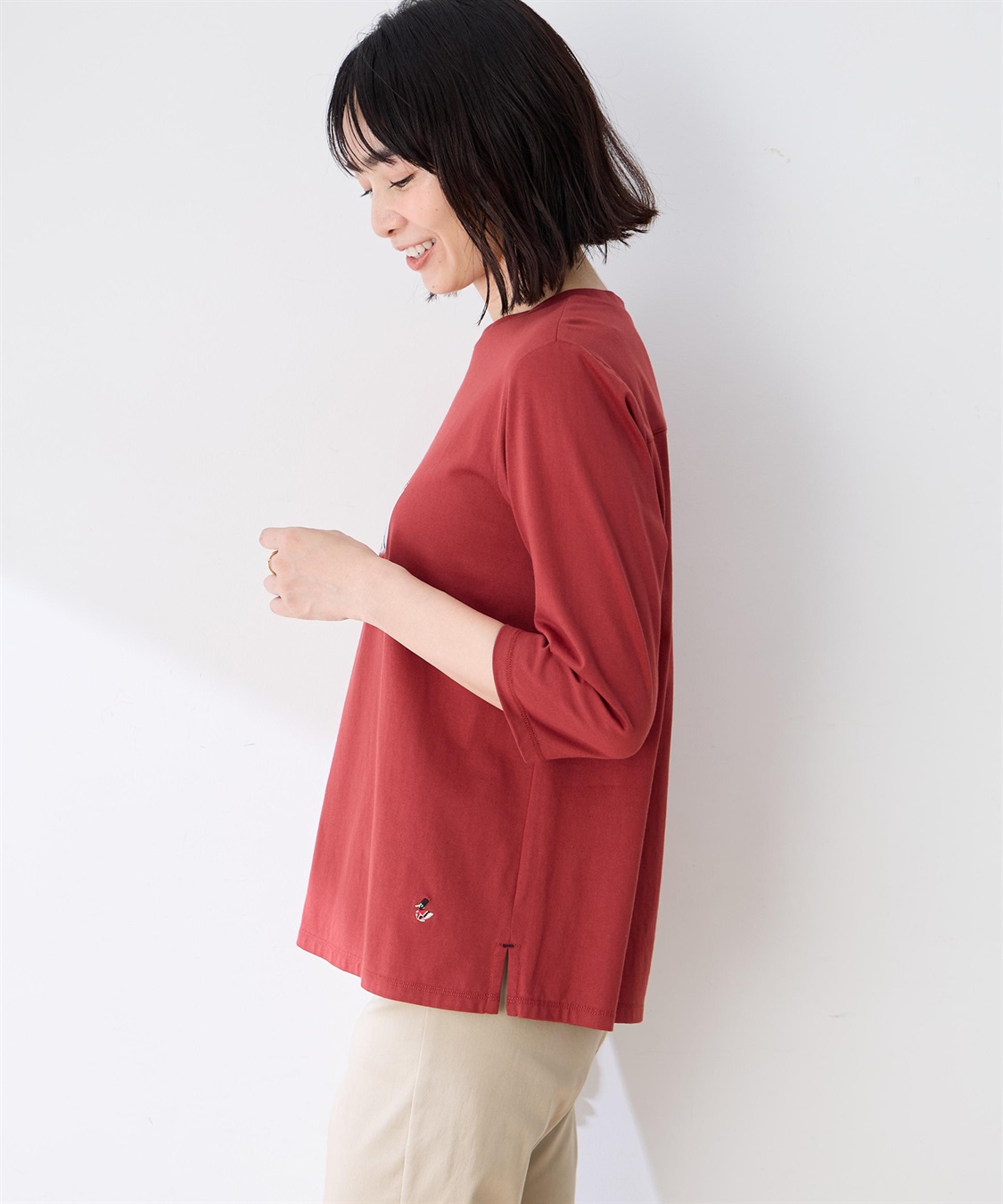 DECOY 【chiyoさんコラボ】ロンドンマーチロゴプリント7分袖Tシャツ【オーガニックコットンブレンド】_sub_4
