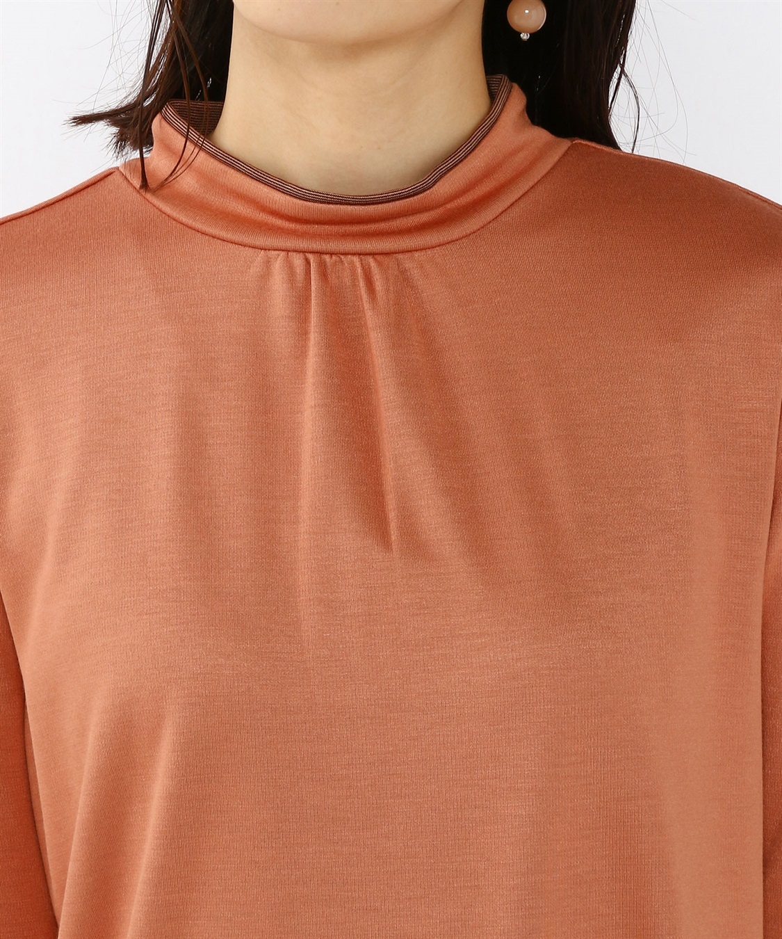 DECOY モダールポンチ襟はみだしハイネック_sub_3