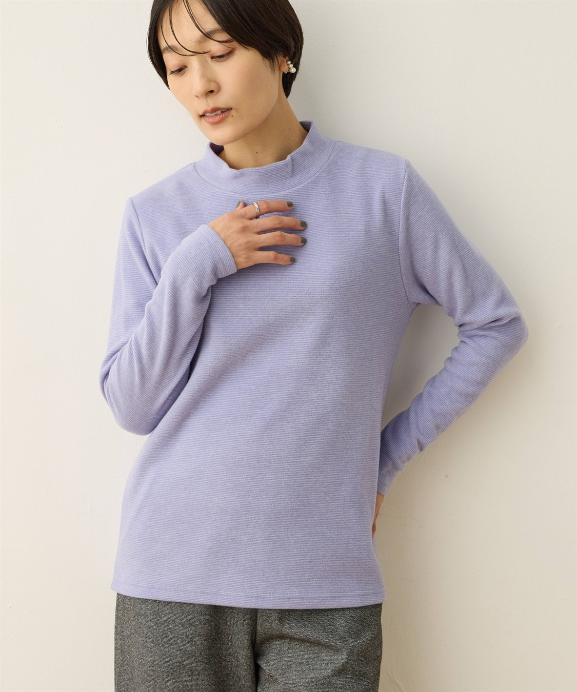 ARCHIVIO 吸湿発熱長袖ハイネックプルオーバー シアバター配合】ハイネックプルオーバー【吸湿発熱・日本製】 DECOY