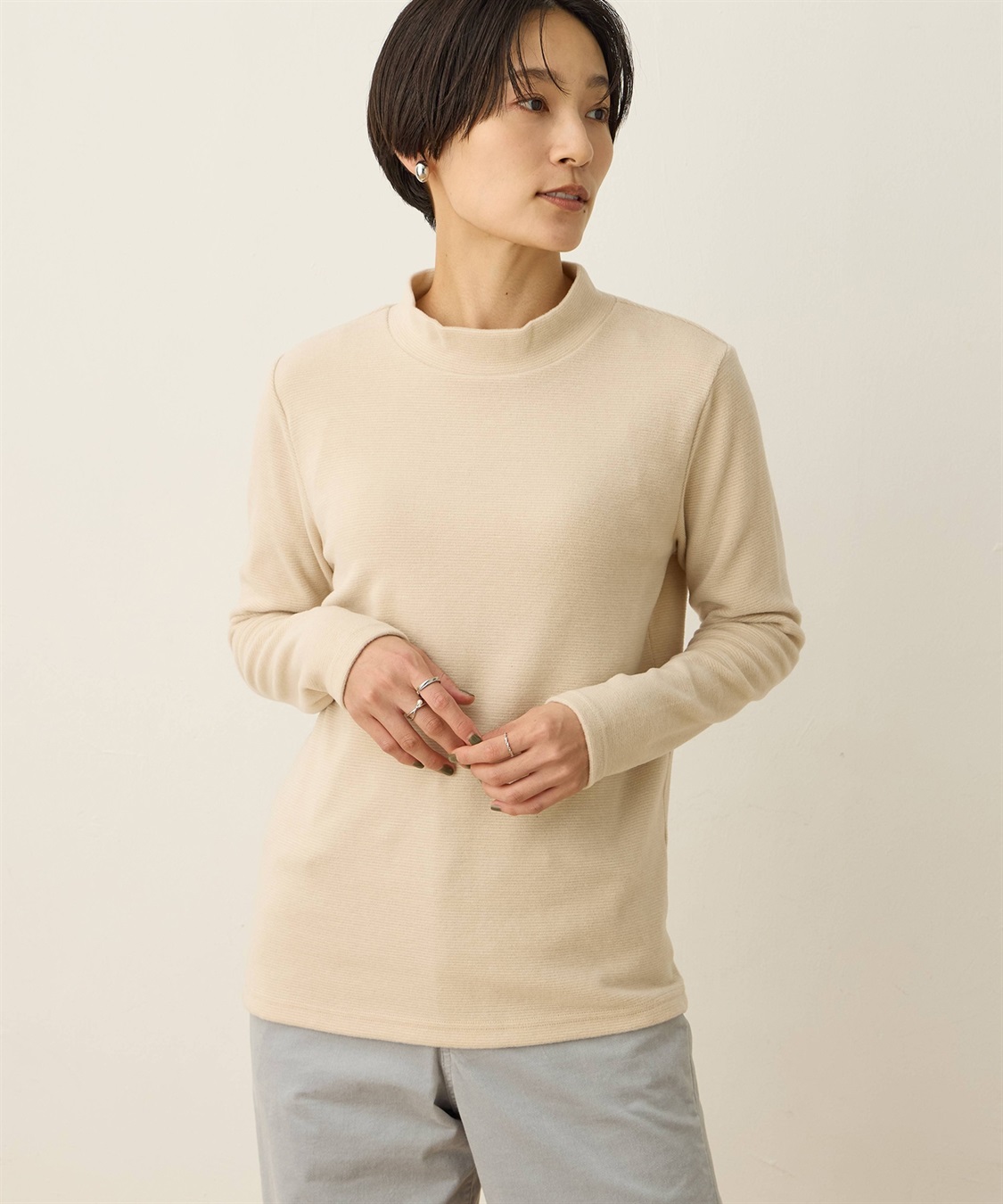 ARCHIVIO 吸湿発熱長袖ハイネックプルオーバー シアバター配合】ハイネックプルオーバー【吸湿発熱・日本製】 DECOY