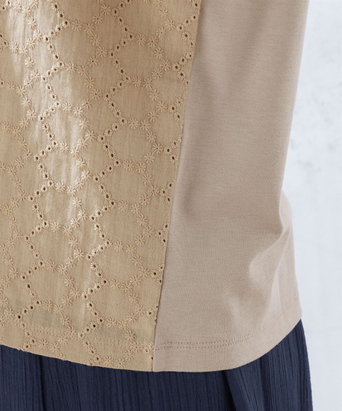 DECOY 刺しゅう切替プルオーバー_sub_6