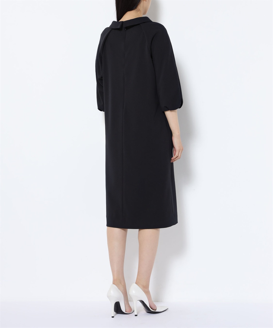 ラウンドカラーボリュームスリーブワンピース 49AV JUNKO SHIMADA