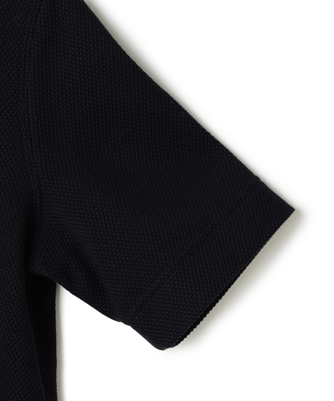 後ろジップ半袖プルオーバーブラウス 49AV JUNKO SHIMADA