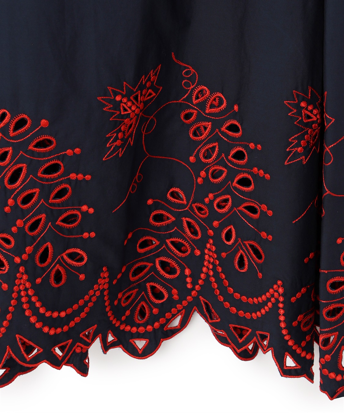 刺繍入りロング丈コットンスカート 49AV.junko shimada｜クロス