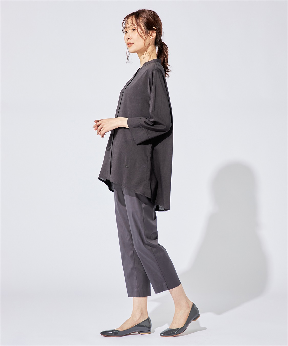 バックタックブラウス DECOY｜クロスプラス公式通販サイト