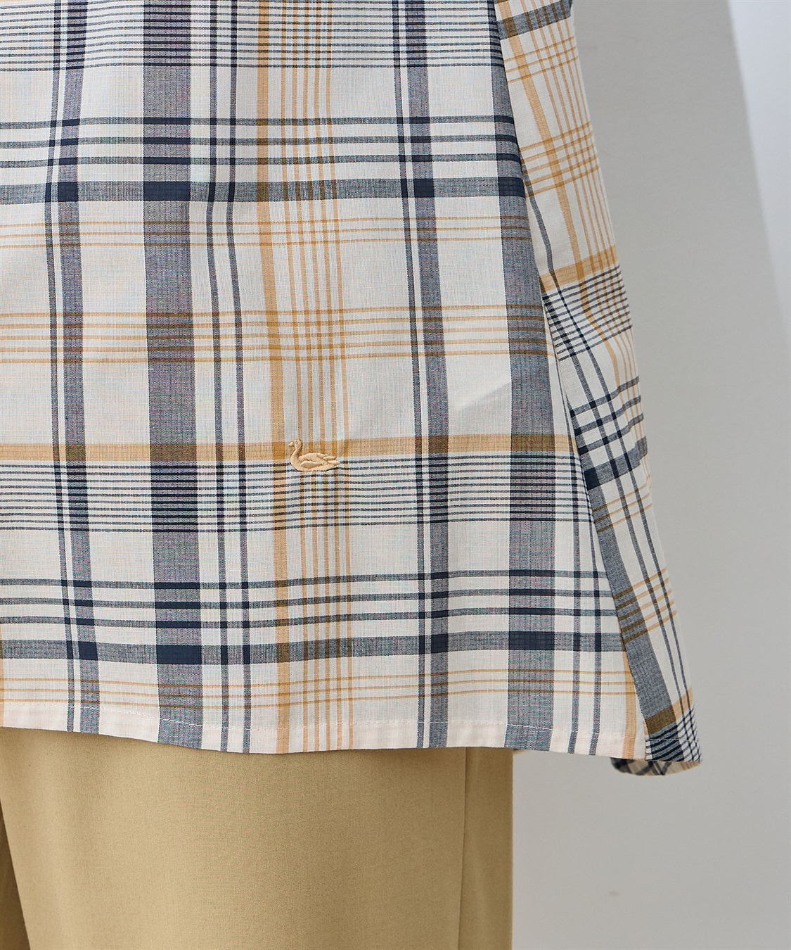 DECOY 【シワになりにくい】タックブラウス_sub_4