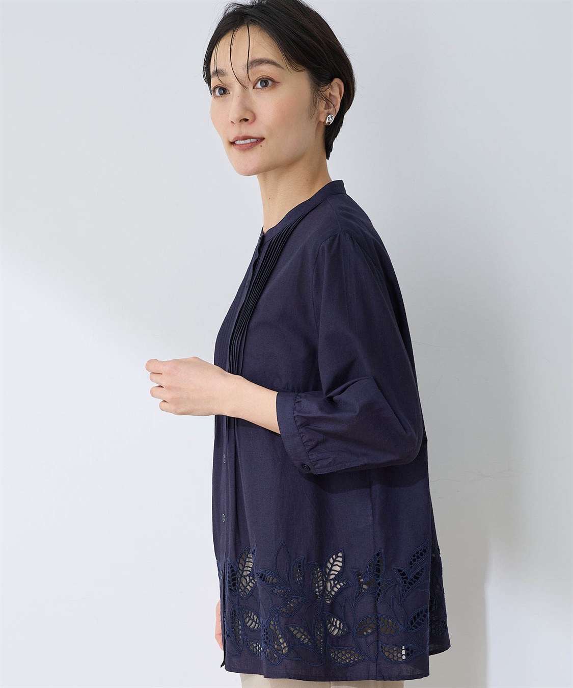 DECOY インド綿ピンタック刺しゅうブラウス_sub_4