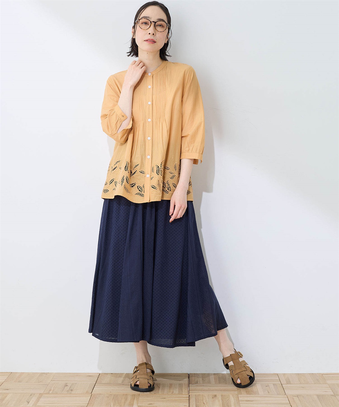 DECOY インド綿ピンタック刺しゅうブラウス_sub_15