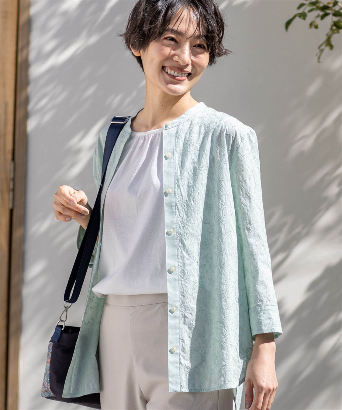 DECOY 刺しゅうブラウス_sub_18