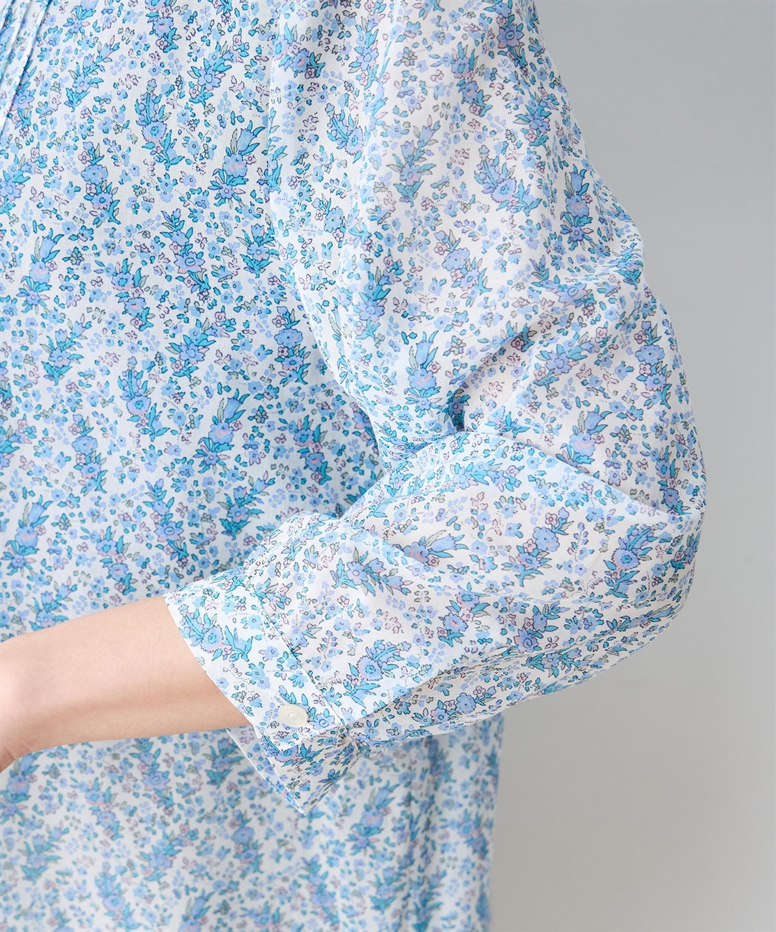 DECOY 【Liberty】リバティプリントボイルピンタックブラウス_sub_11