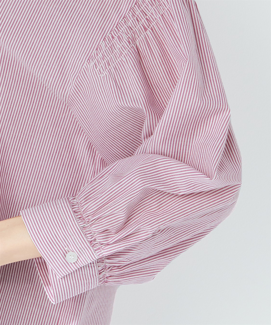 DECOY シャーリングブラウス_sub_4