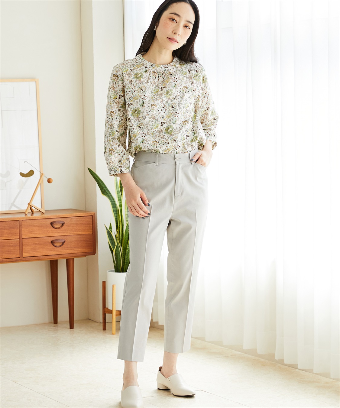 リバティプリントTブラウス DECOY｜クロスプラス公式通販サイト