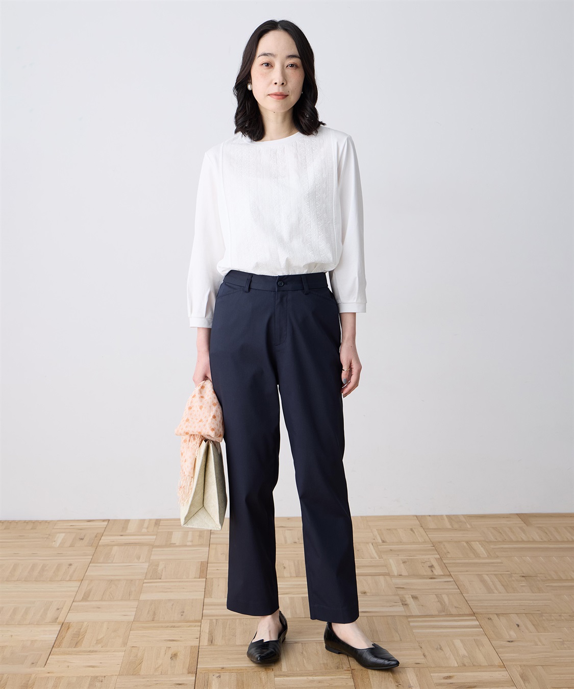 DECOY ファンクションストレッチテーパードパンツ【接触冷感・UVケア・吸水速乾・遮熱・透け防止・後ろウエストゴム・サスティナブル素材】_sub_7