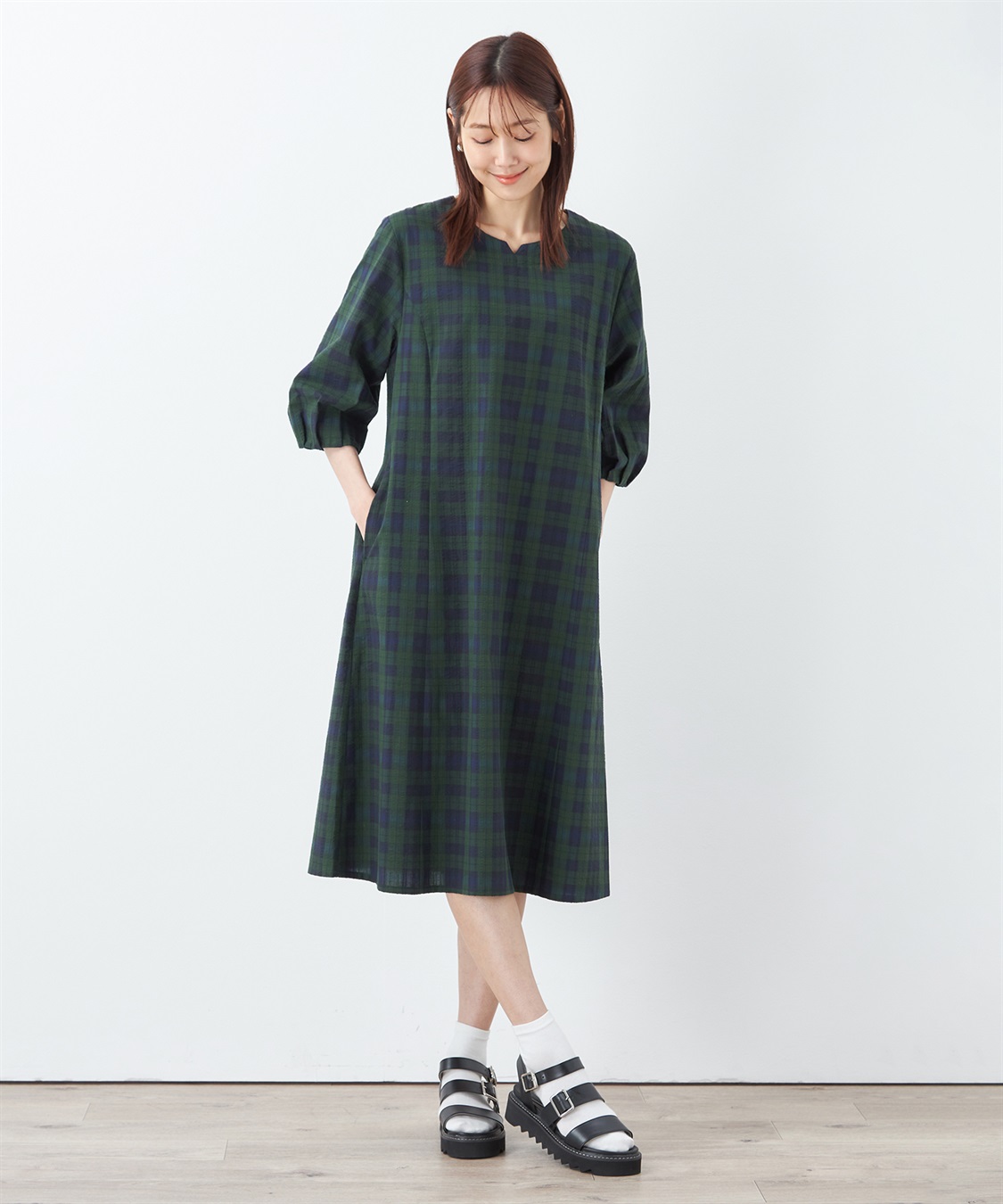 スナイデル ワンピース　ビジュー　チェック SNIDEL（スナイデル）の「【WEB限定】デザインチェック