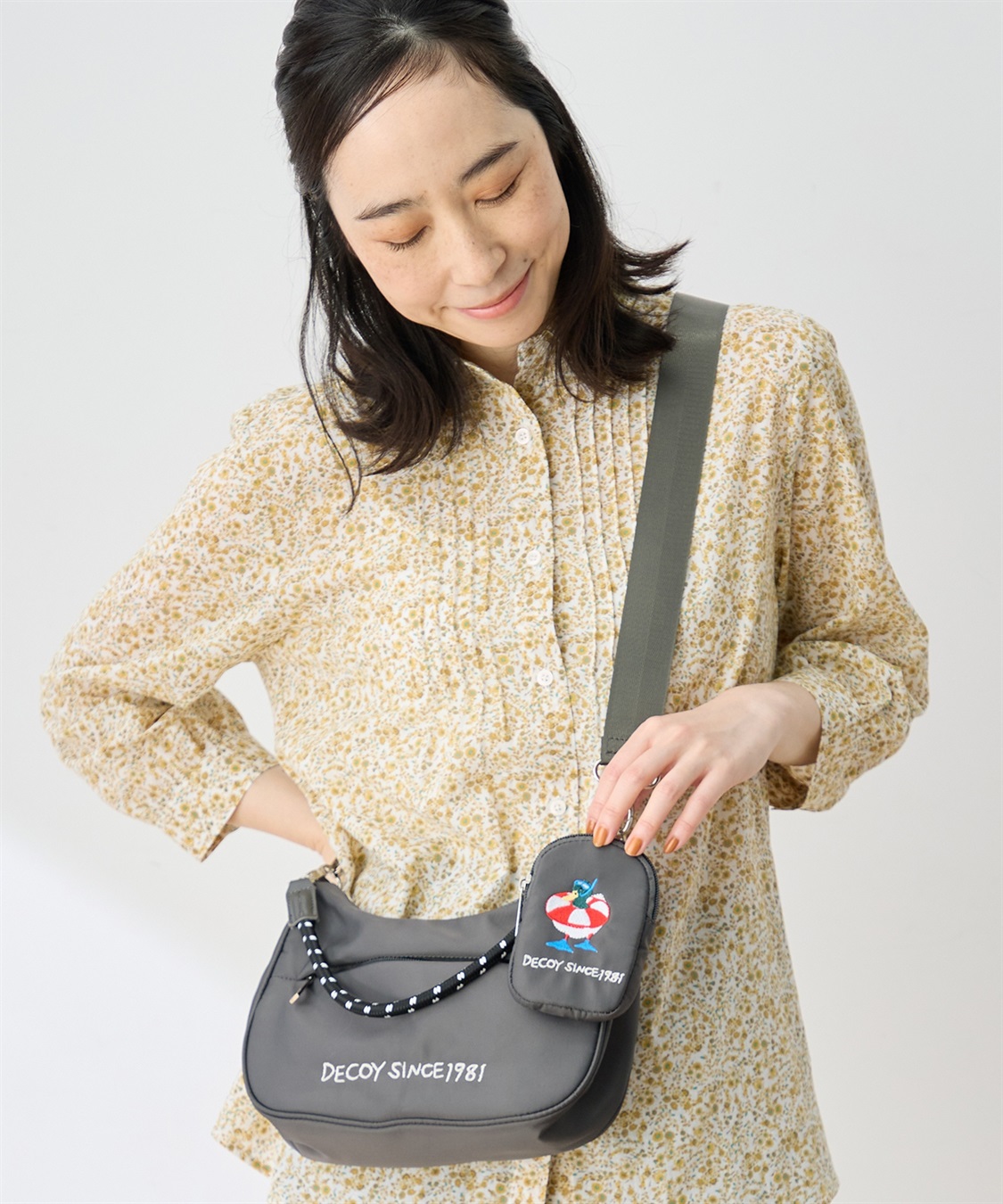 DECOY 【トムさんコラボ】コイくんワンポイント刺しゅうポーチ付きショルダーバッグ_sub_9