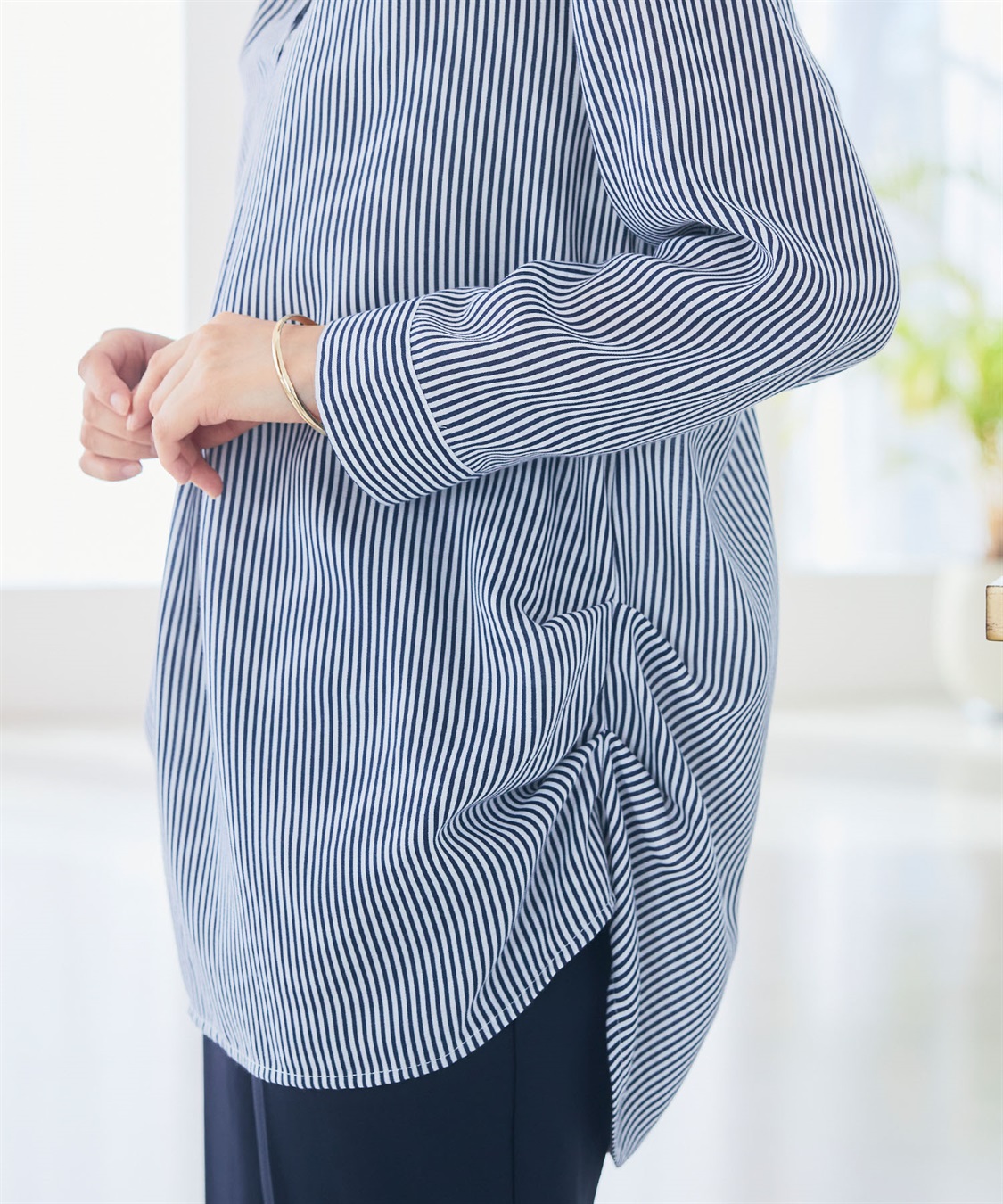 CROSS FUNCTION 【メディア掲載】《シワになりにくい》シャツ活エアーツイルタックプルオーバーシャツ【CF/クロスファンクション】_sub_26