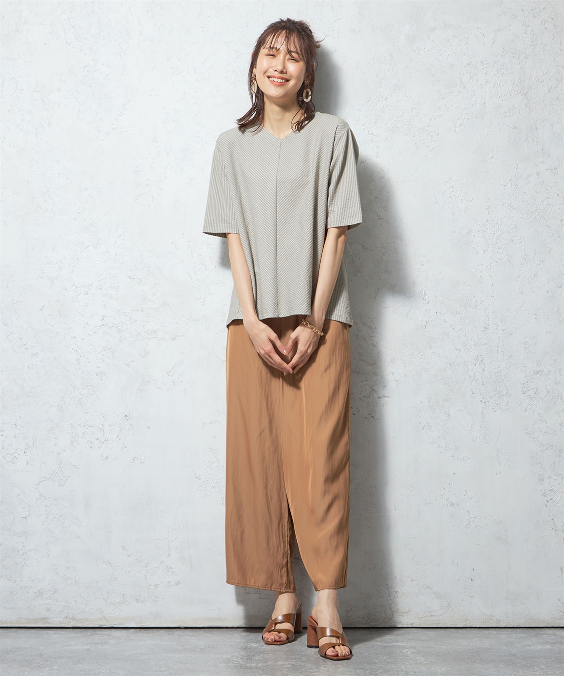 サッカーストライプハーフスリーブブラウス Petit Honfleur｜クロス