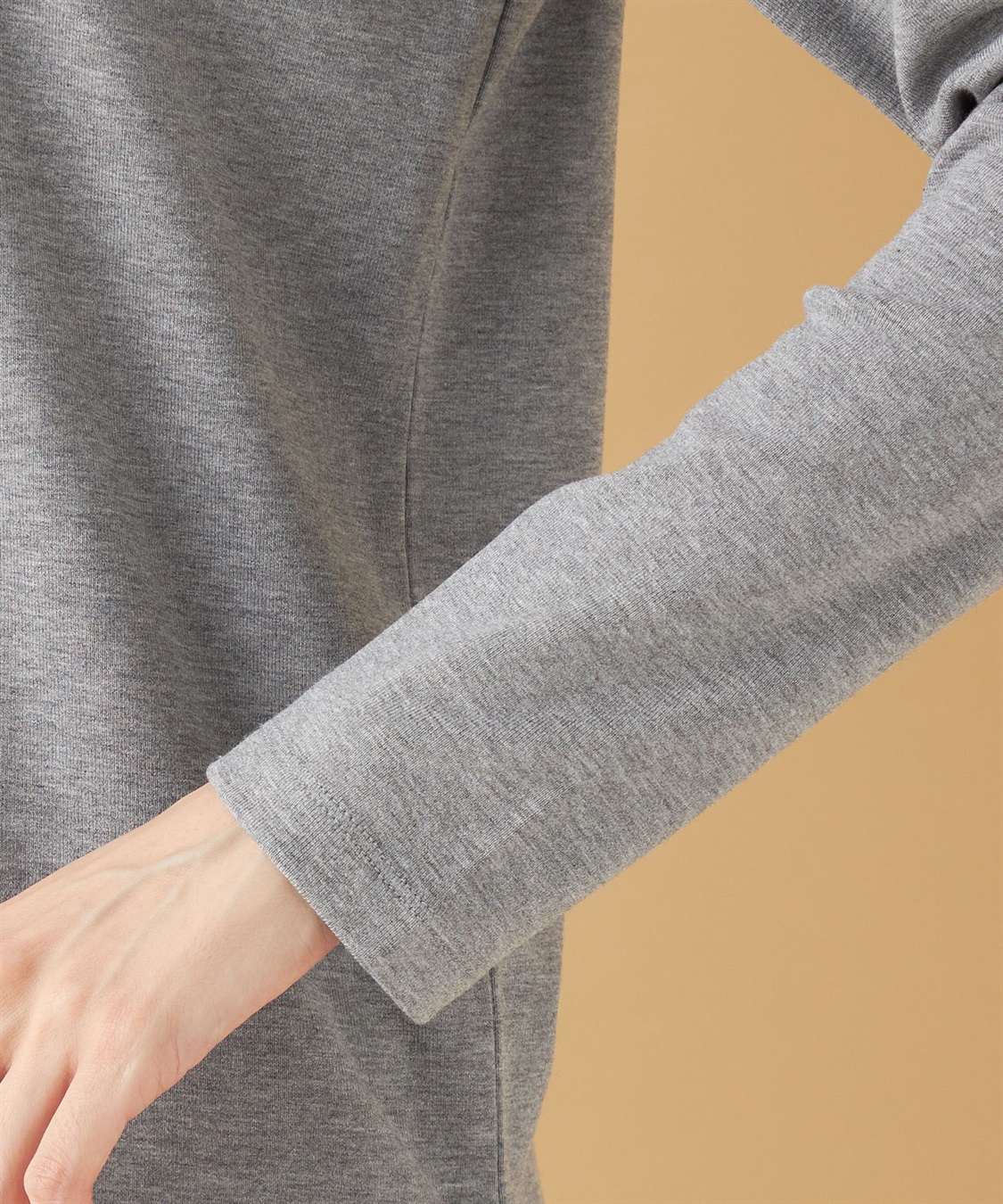 アルバム ディ ファミリア ハイネック プルオーバー ニット カットソー S 楽天市場】album di famiglia ITALY 着心地はこの首周りが決める