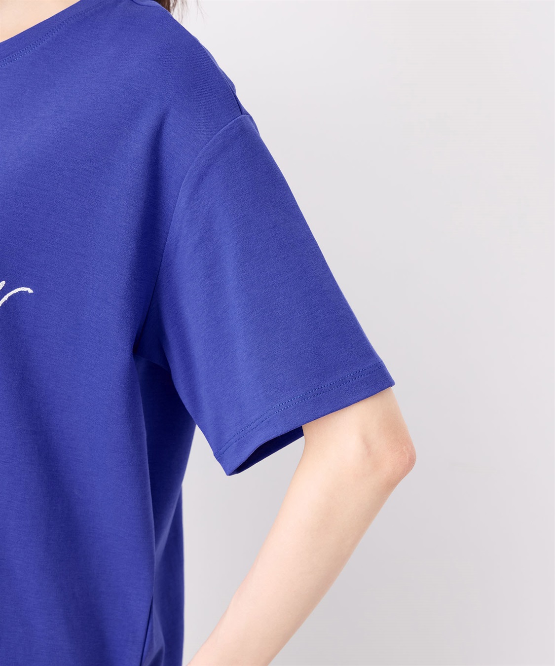 Petit Honfleur 【冷感】【UVカット】チェーンステッチロゴTシャツ_sub_5