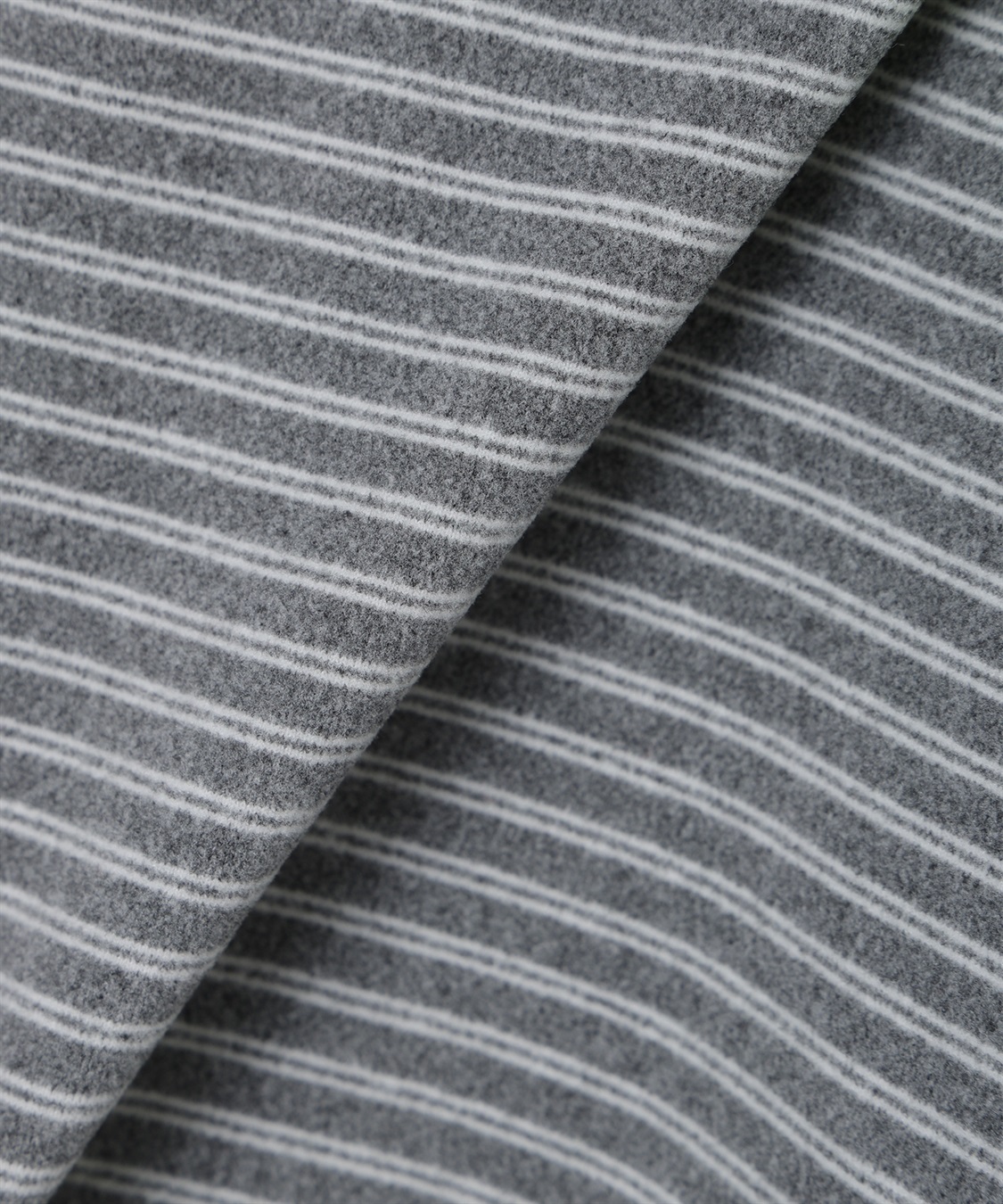 Petit Honfleur 起毛ハイネックプルオーバー_sub_15