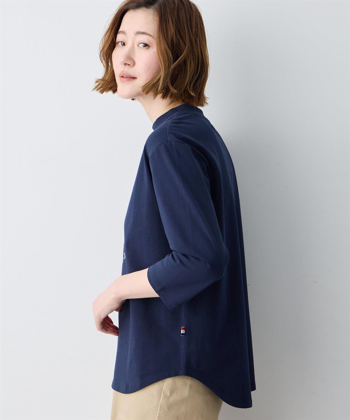 Petit Honfleur ロゴプリントモックネックＴシャツ【オーガニックコットンブレンド】_sub_10