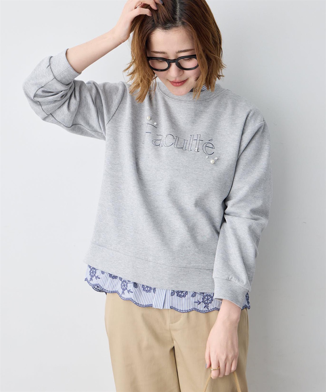 Petit Honfleur パール付きロゴプリントプルオーバー_sub_6