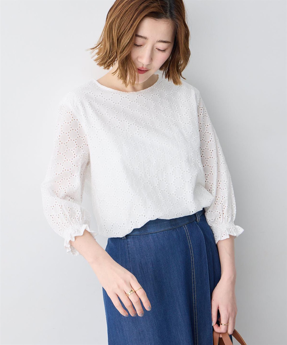 Petit Honfleur レースシャーリング袖ブラウス_sub_1