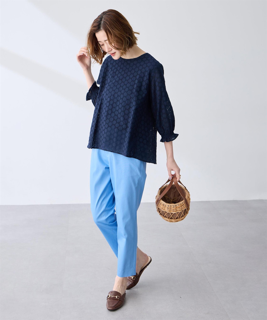 Petit Honfleur レースシャーリング袖ブラウス_sub_4